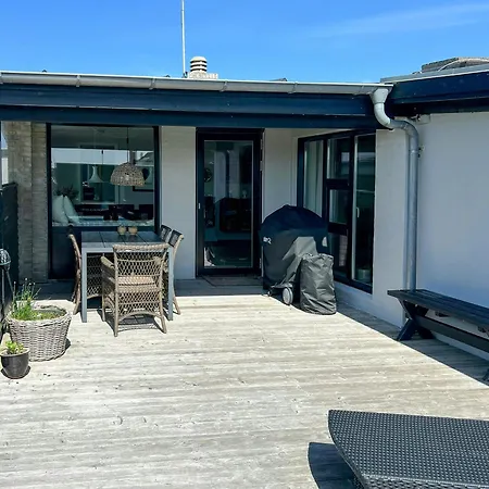 Newly Renovated House By The Dunes In Thorsminde *